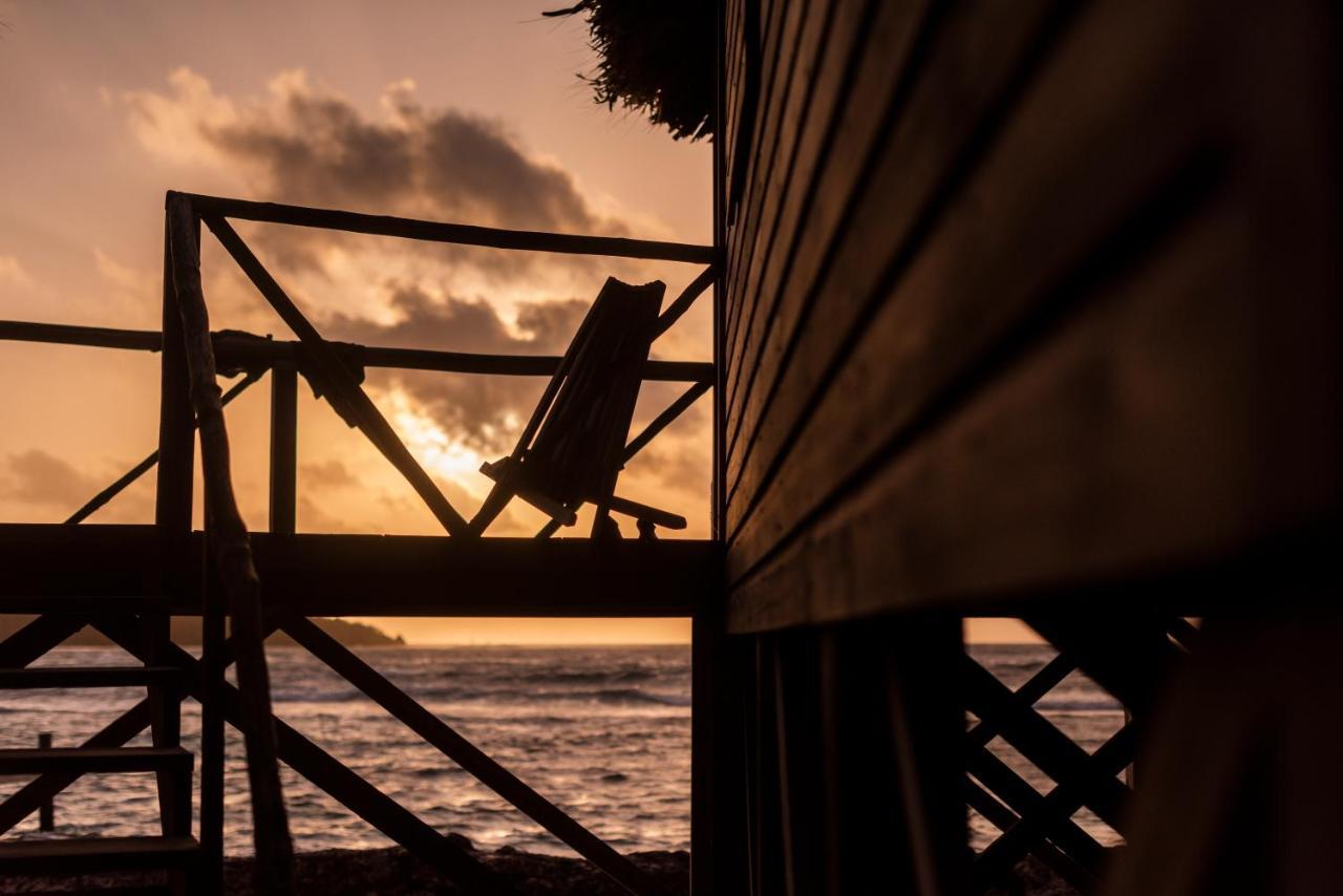Slickrock Belize Adventures Glovers Reef ภายนอก รูปภาพ